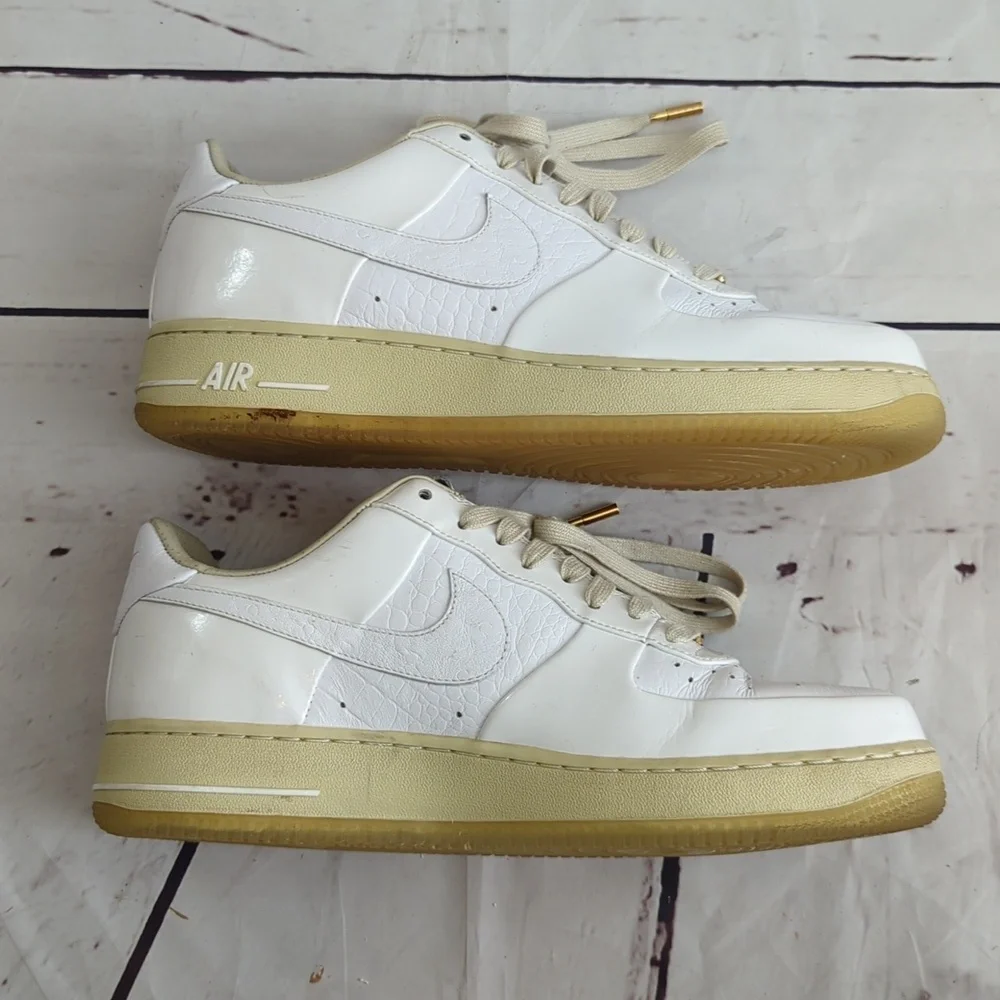 Nike Air Nikeid Air Force 1, XXV low cream patent leather sneakers, men's 11